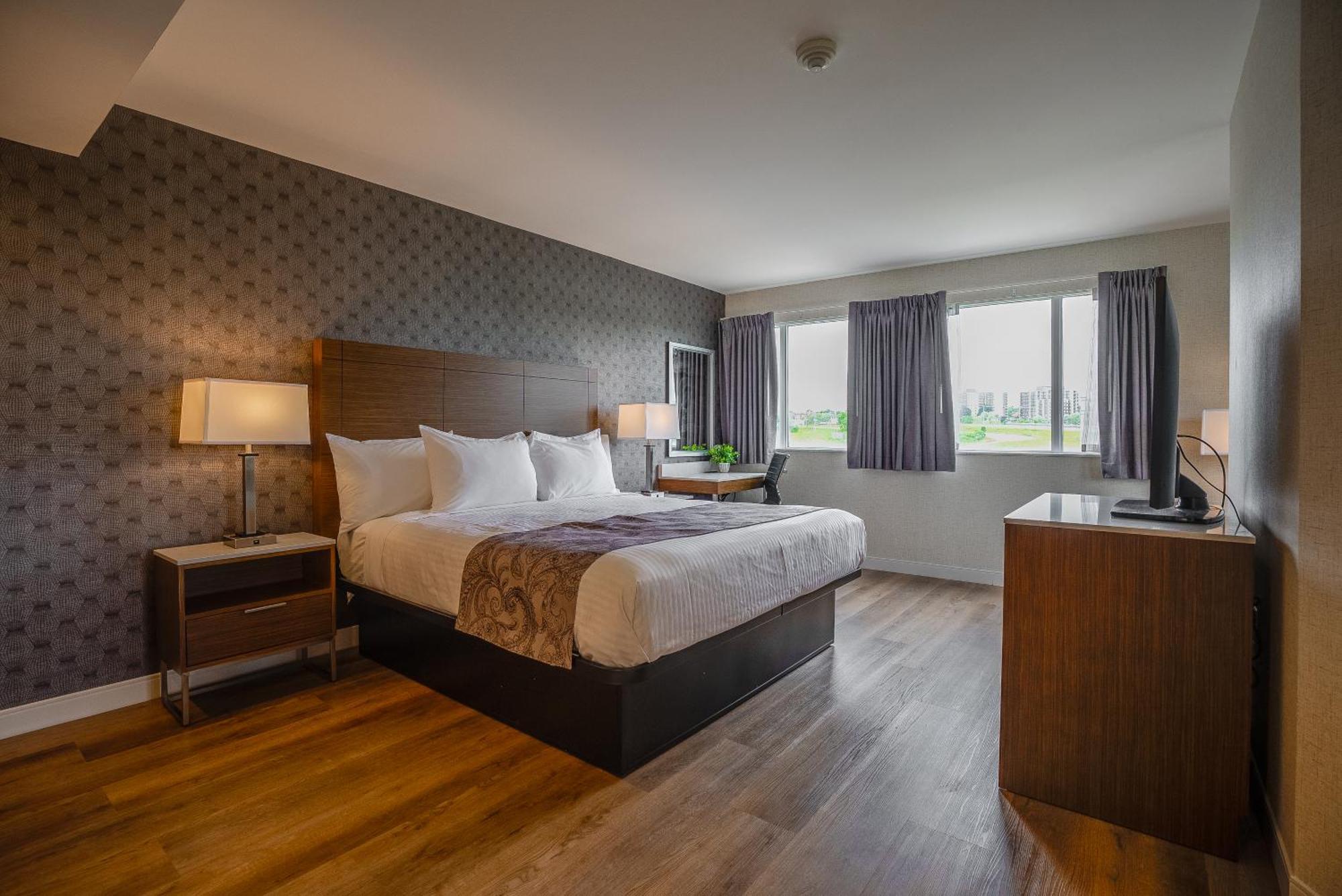Monte Carlo Inn Oakville Suites Exteriér fotografie